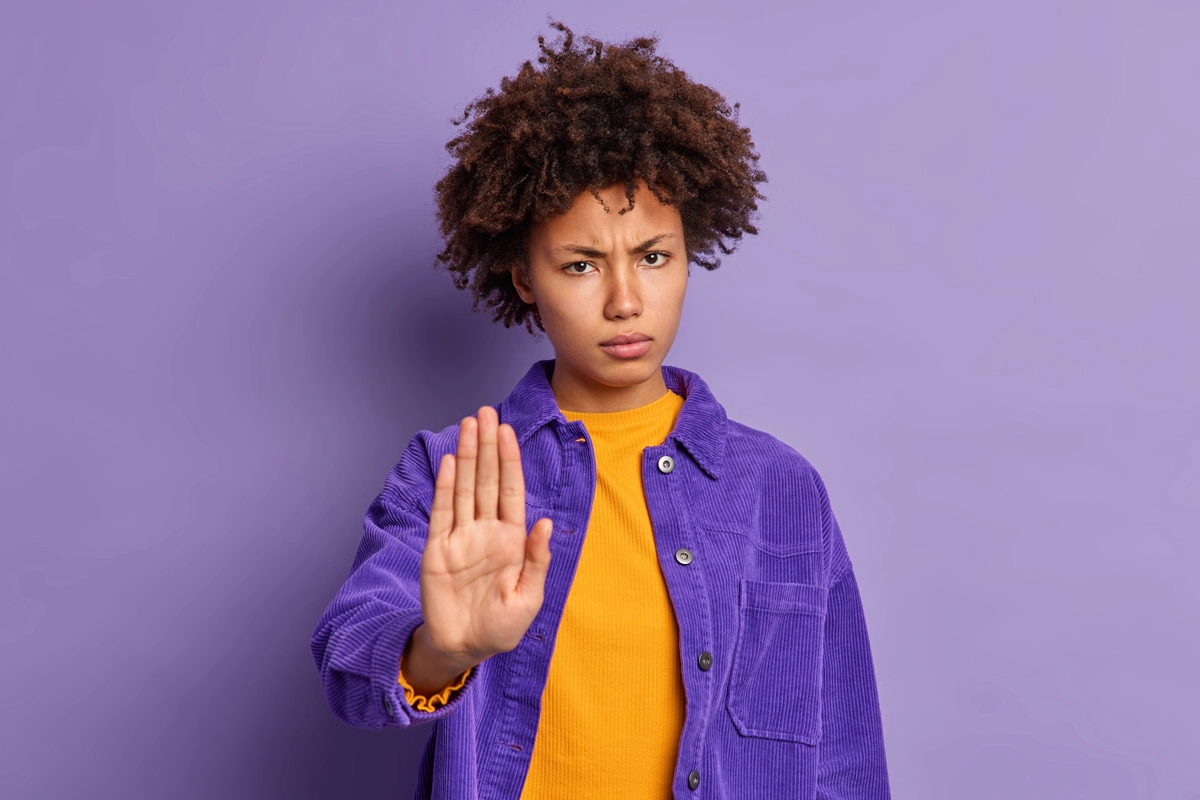 Combate à violência contra as mulheres no ambiente de trabalho