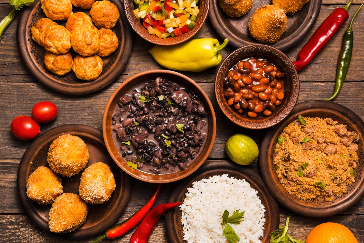 Como calcular a quantidade de comida por pessoa em um restaurante?
