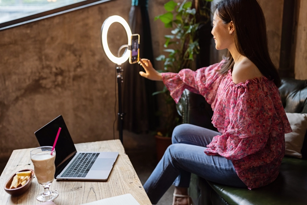 Redes sociais para estabelecimentos: como usar o meio digital para vender mais Redes sociais para estabelecimentos: como usar o meio digital para vender mais