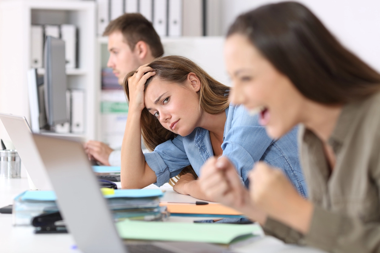 Vale tudo por resultados? A competitividade excessiva pode estar acabando com a saúde mental da sua equipe Vale tudo por resultados? A competitividade excessiva pode estar acabando com a saúde mental da sua equipe